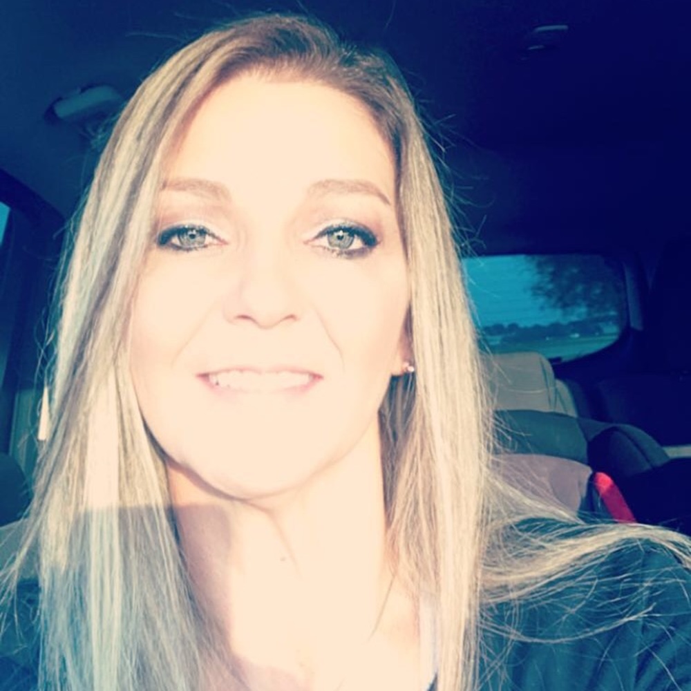 Meet your Posher, Angie