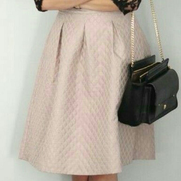 ISO Skirt Like This!