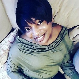 Meet your Posher, Henrietta