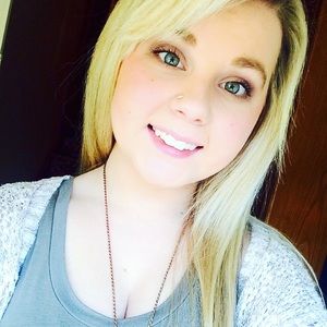 Meet your Posher, Madi