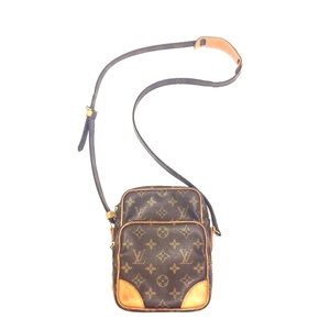 LOUIS VUITTON CROSSBODY