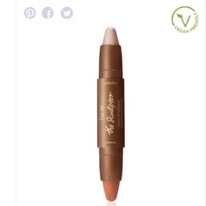 The sculptor, contour & highlighter