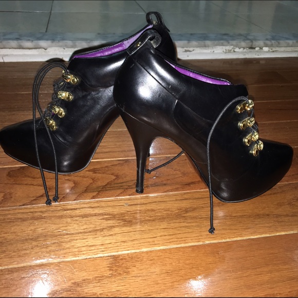 Steve Madden Booties