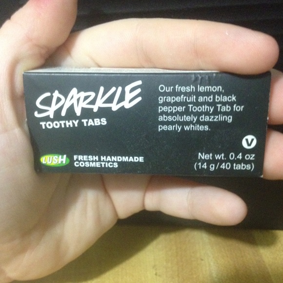 Lush Sparkle Toothy Tabs
