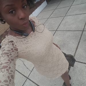 Meet your Posher, Yasmine