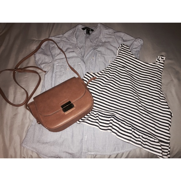 Forever 21 Other - Bundle sale‼️ button down, crop top and bag!