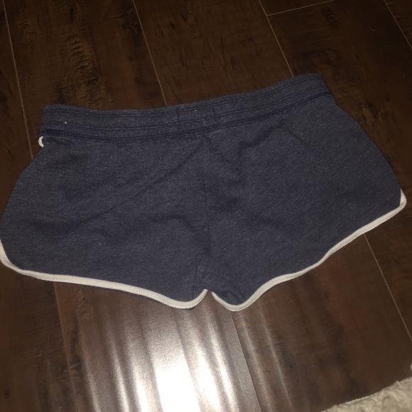 Shorts - Picture 2 of 2