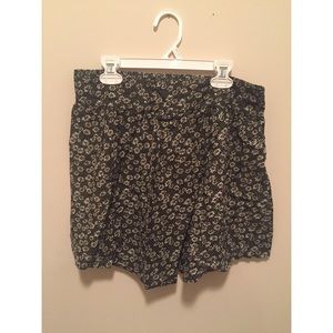Urban Outfitters Daisy Skirt