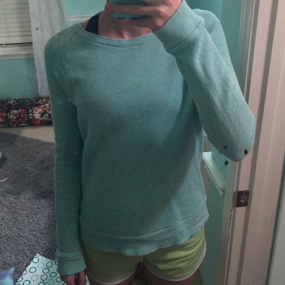 MINT SWEATER