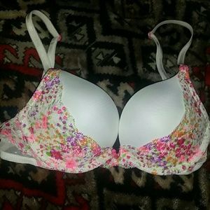 Victoria's Secret Dream Angels Plunge bra