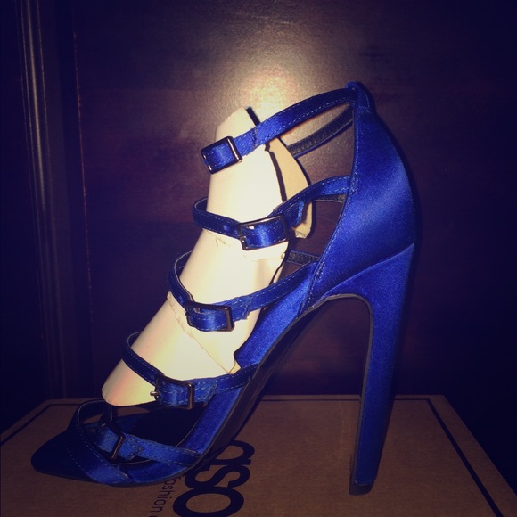 Caged Blue Heel💙💙