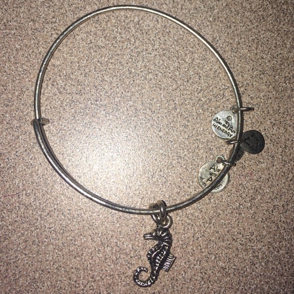 Seahorse Alex & Ani