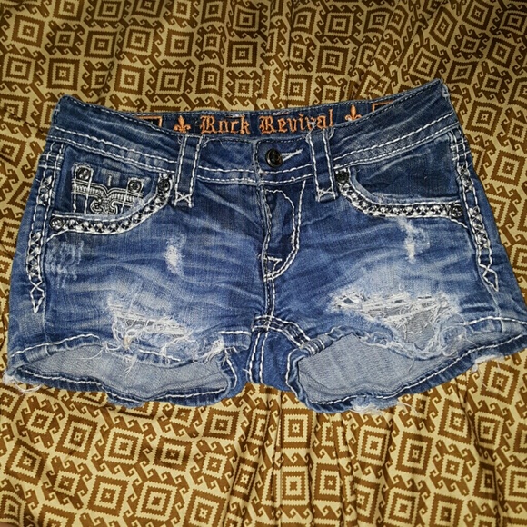 Rock revival shorts. Reserve do not buy.