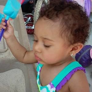 Meet your Posher, Ebonie