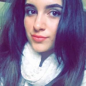 Meet your Posher, Alejandra