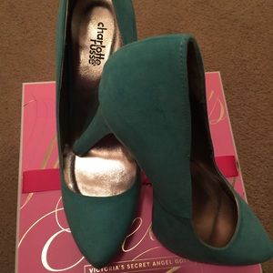 New Charlotte ruisse