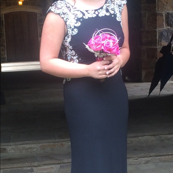 Prom dress - Picture 3 of 4