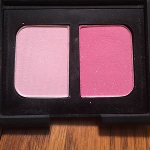 NAR | Eyeshadow Duo | Bouthan