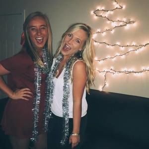 Meet your Posher, Caroline