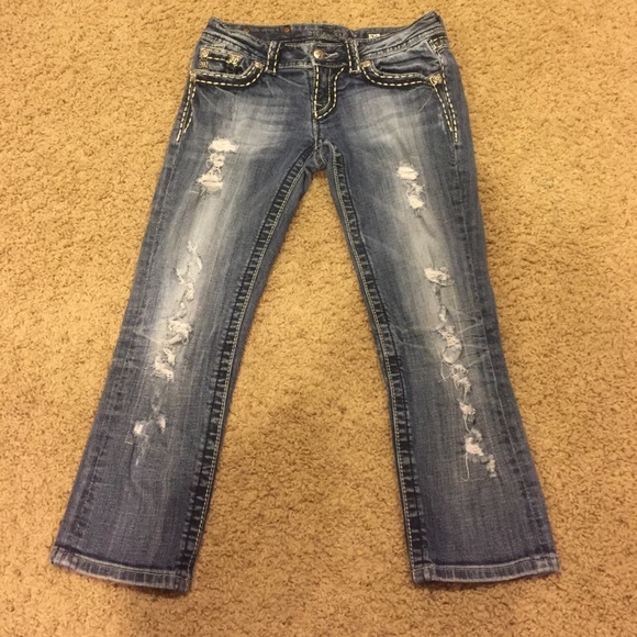 Size 26 Capri Length Miss Me Jeans