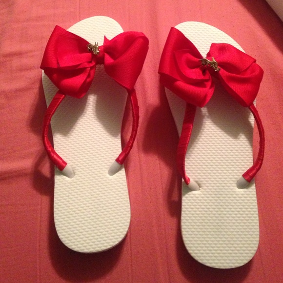 Handmade white and red flipflops