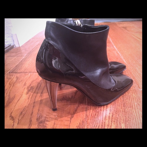 Gorgeous giuseppe zanotti booties