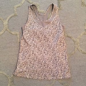 EUC Lululemon tank size 6