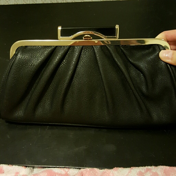 Classy ALDO clutch/purse 2-in-1!!