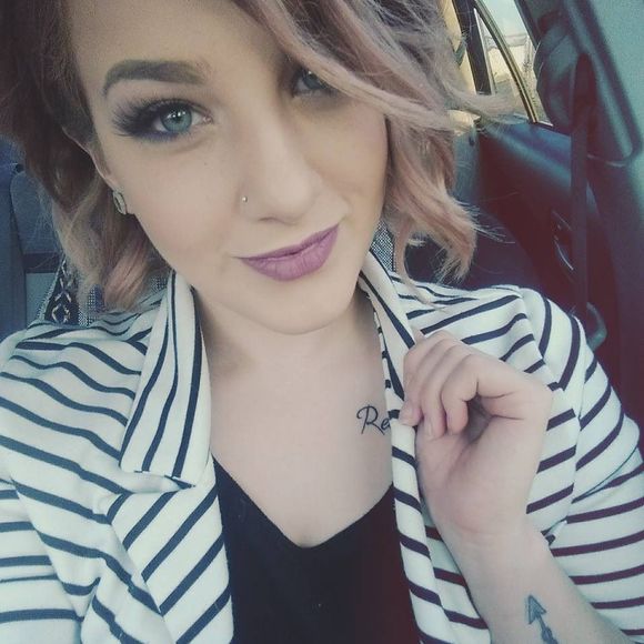 Meet your Posher, Madison