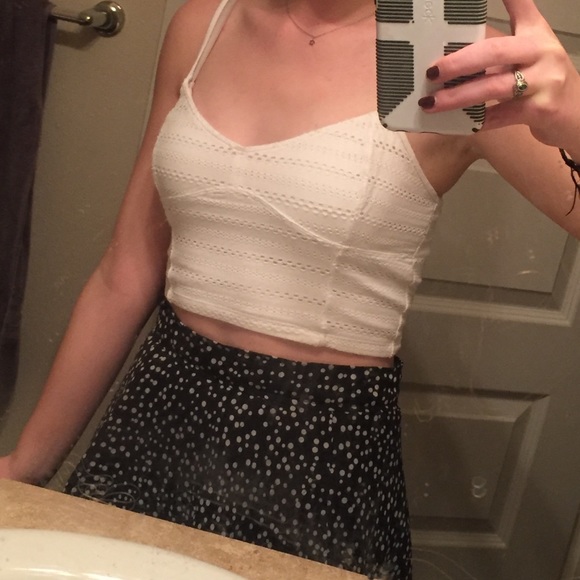 White Thin Strap Crop Top - Picture 4 of 4