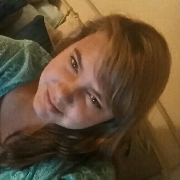 Meet your Posher, Ashley - Picture 1 of 1