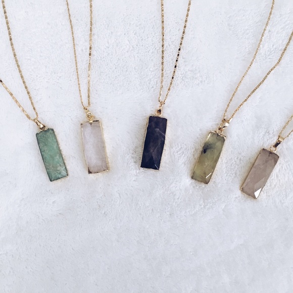 Function & Fringe Jewelry - 🎉 HP • Function & Fringe • Gold Agate Necklace