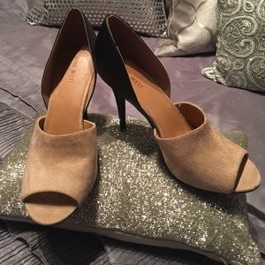 NWT- never worn nine west heels - multi-color