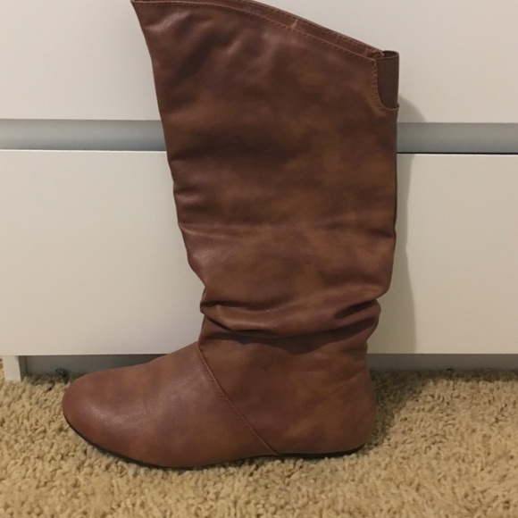 Brown boots