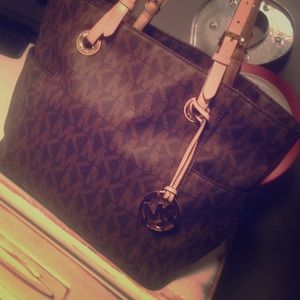 MICHAEL Michael Kors Signature Tote