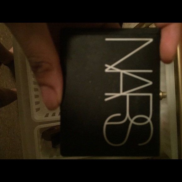Nars powder foundation