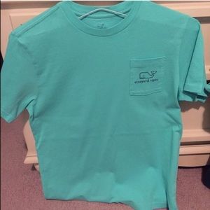 vineyard vines pocket tee shirt