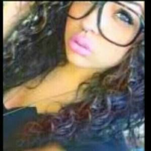 Meet your Posher, Akemi