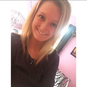 Meet your Posher, Kelsie