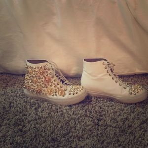 Jeffrey Campbell size 6