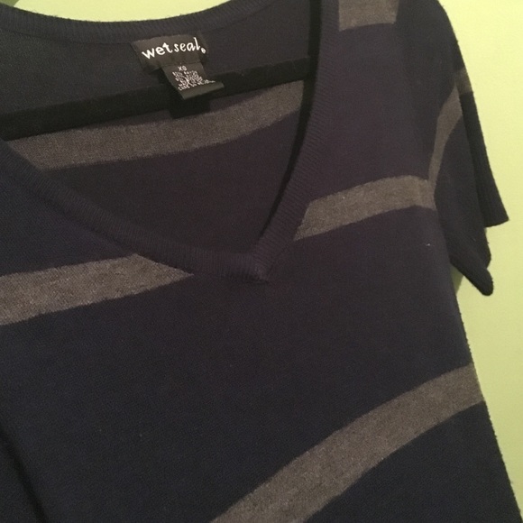 Wet Seal Striped Short Sleeve Sweater - Picture 4 of 4