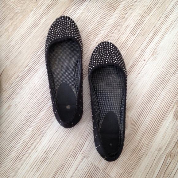 Studded flats - Picture 1 of 1