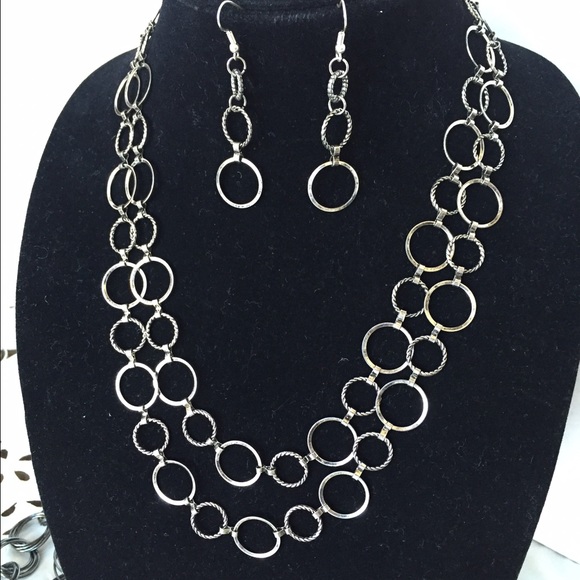 ❤️ Reduced❤️New, double  silver chain necklace set