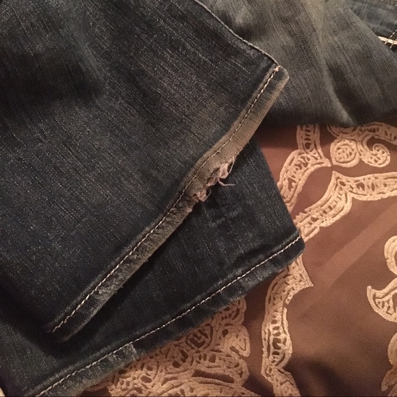 Buckle Rock Revival Jeans - Picture 3 of 4