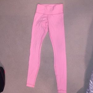 pink lululemons
