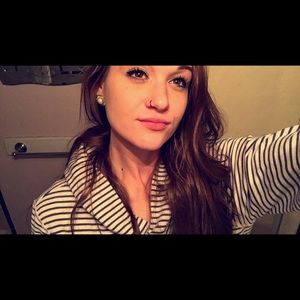 Meet your Posher, Brittney