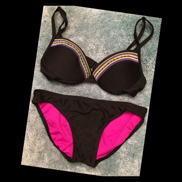 Xhilaration Sassy Bikini, Top: M, Bottom: S