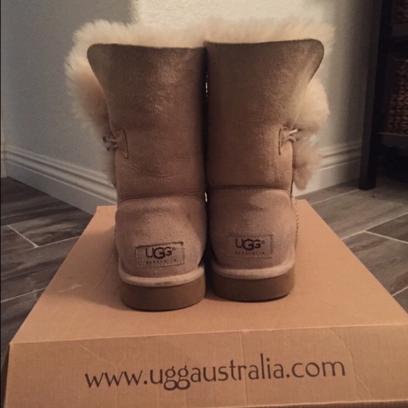 UGG BAILEY BUTTON BOOTS