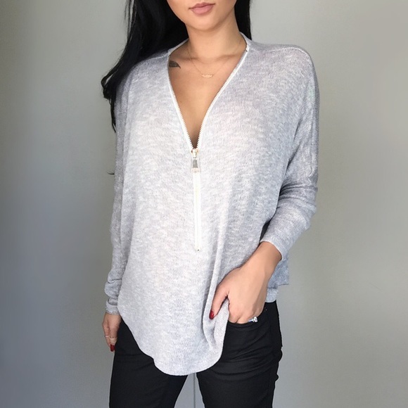 Tops - • EXTRA 1 •"Gray Knit Zipper Knit Dolman"
