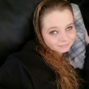 Meet your Posher, Angie